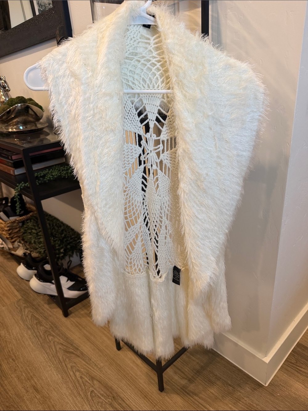 Cream Faux Fur Open-Front Sleeveless Vest